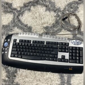 ViewSonic KBM-KP-202 2-Tone 104 Normal Keys 33 function keys  Standard Keyboard